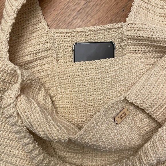 Handmade tan colour crocheted market bag. NEW - Picture 5 of 6